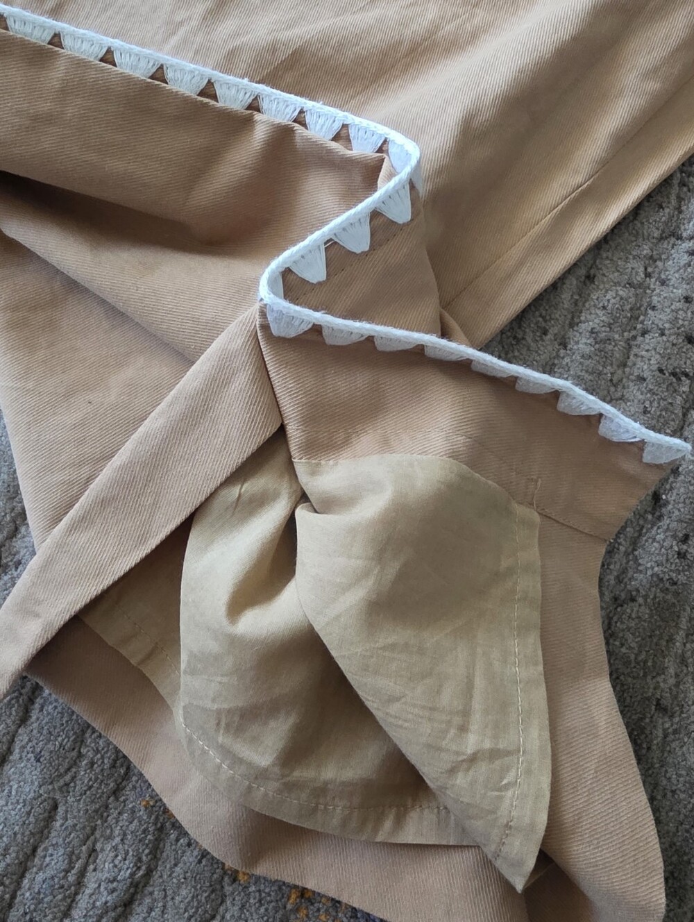 Two Piece Mon Renn Lisle Pant Set In Biscuit - Picture 11 of 12